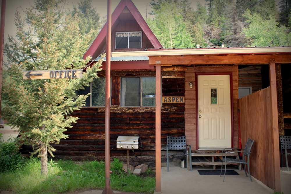 San Isabel Lodging - Photo 5