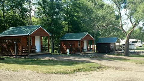 Cabin — image 1 of 7