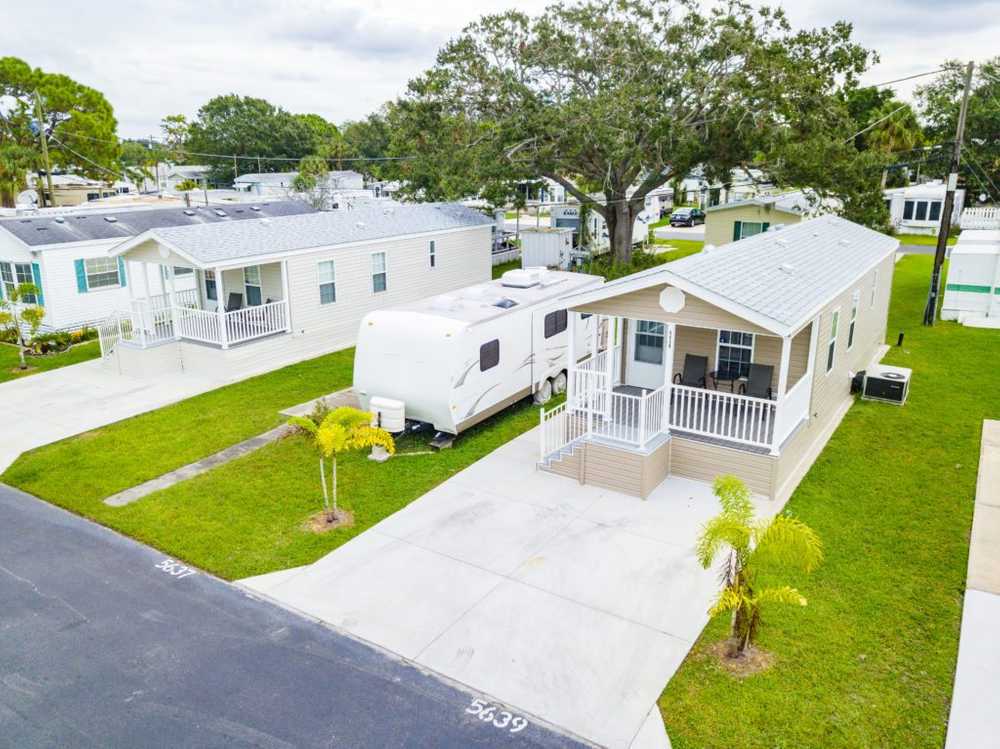 Arbor Terrace - Main Photo