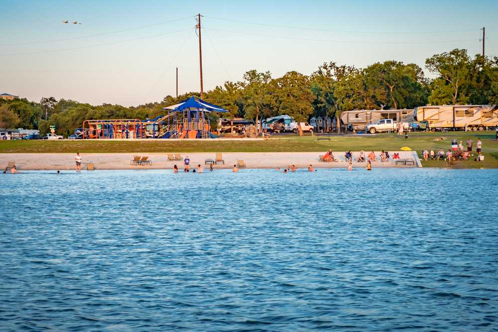 The Vineyards Campground & Cabins, Grapevine, Texas - Photo 2