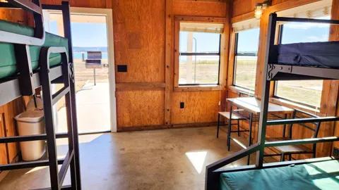 Cabin — image 2 of 6
