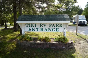 Tiki RV Park & Campground – photo 2