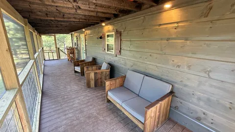 Firedance Overlook Cottage — image 2 of 8