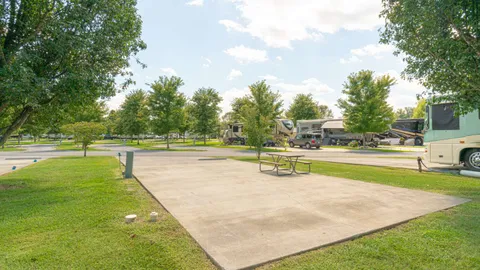 Waterfront Signature FHU — image 2 of 7