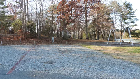 Section B Waterfront — image 2 of 3