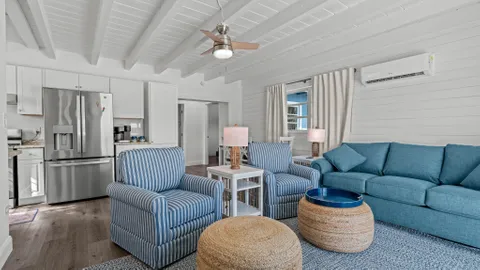 Captain's Suite - 2 Bedroom with Full Kitchen Sleeps 6 — image 10 of 10