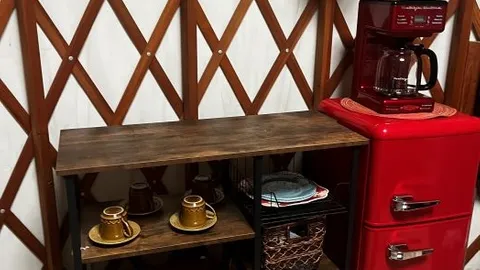 Yurt — image 2 of 3