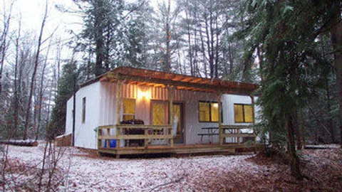 3 Bedroom Chalet — image 2 of 12
