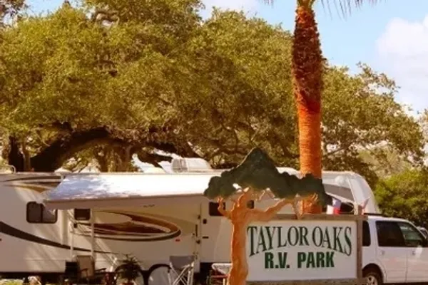 Taylor Oaks RV Park – photo 1