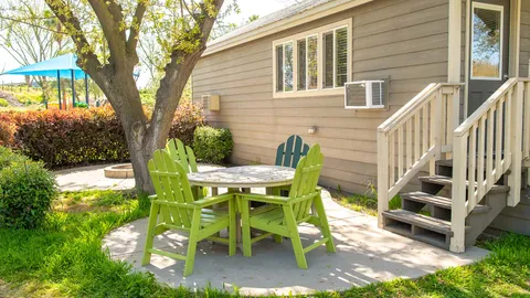 Cindy Bear™ Cottage — image 2 of 8