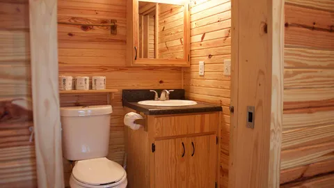 Bear-Themed Cottage — image 2 of 18