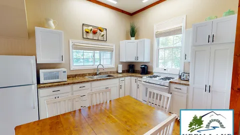 Schoolhouse Cottage — image 2 of 8