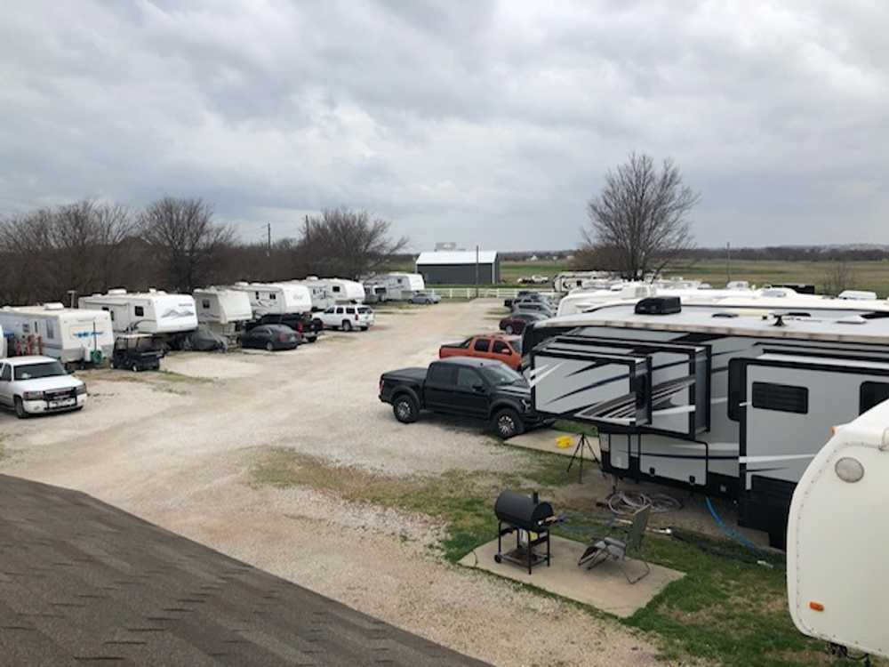 Lone Oak RV Park Valley View, Texas Campspot