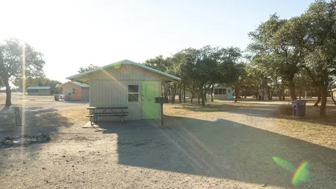 CABIN WITH AC — image 1 of 4