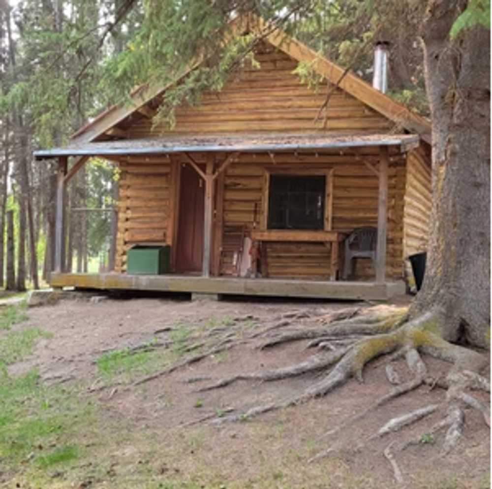 Eagan Lake Resort, Bridge Lake, British Columbia - Photo 3