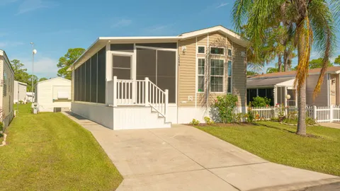 Platinum 2 Bedroom Rental — image 1 of 7