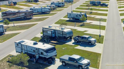 Pull-Through RV Site — image 2 of 6
