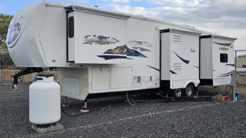 #9 Rental Trailer: Bighorn 36’ — image 1 of 16