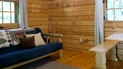 GREEN ROOF CABIN — image 6 of 6