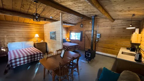 4 Chilkoot Rustic Log Cabin — image 10 of 10