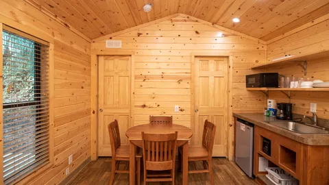 Cozy Cottage — image 2 of 7