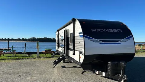Large Glamping Trailer — image 1 of 10