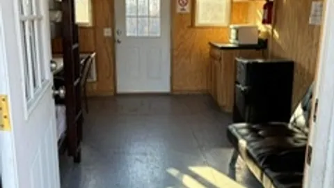 Fishing Cabin #9 — image 6 of 6