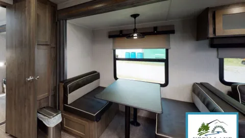 Terrace RV — image 2 of 7