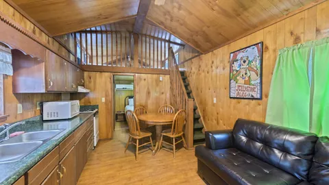 Ranger Smith™ Cabin — image 5 of 5