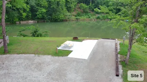 30/50 Full Hookup Waterfront Back In — image 3 of 3