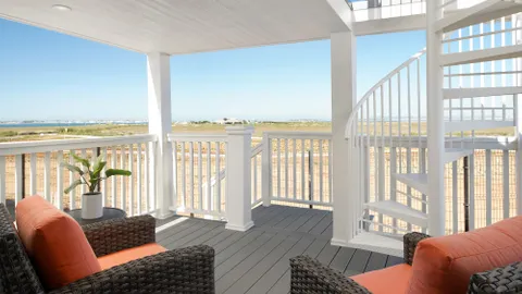 Bayview Cottage - 2 Bedroom — image 1 of 11