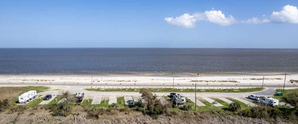 Silver Slipper Beachfront RV Park, Bay St. Louis, Missouri - Photo 4