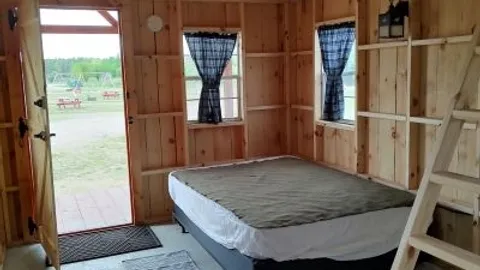 Primitive Cabin with Loft — image 2 of 3