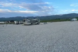 Skyline Trails RV Park – photo 3