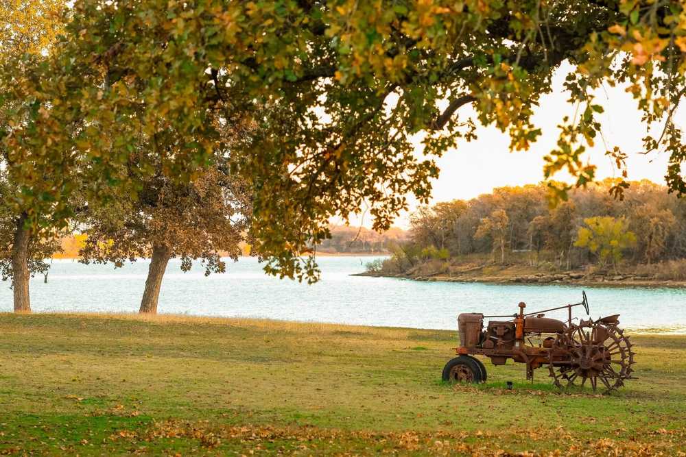 Waterfront Hideaway Ranch - Little Elm, TX - Photo 5