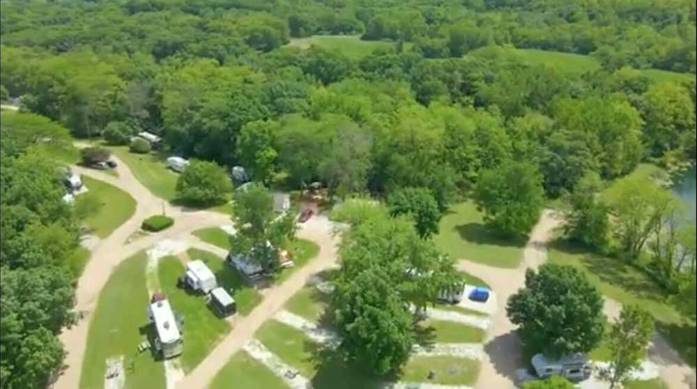 Timberline Campground, Goodfield, Illinois - Photo 3