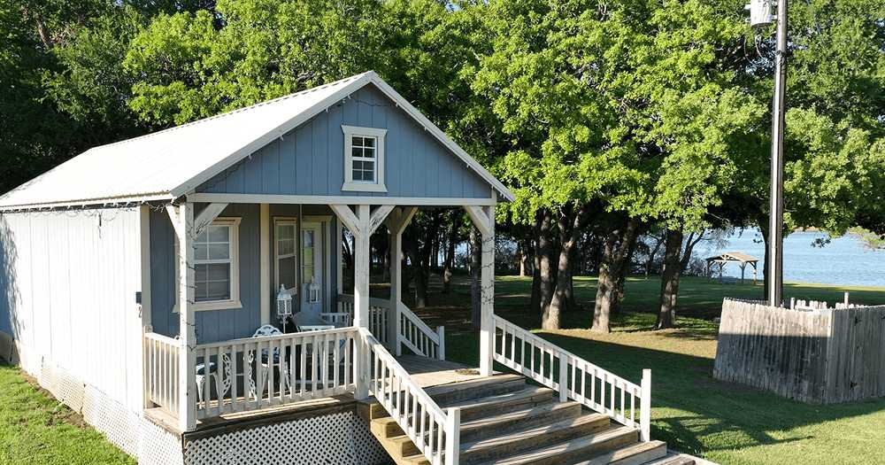 Waterfront Hideaway Ranch - Little Elm, TX - Photo 4