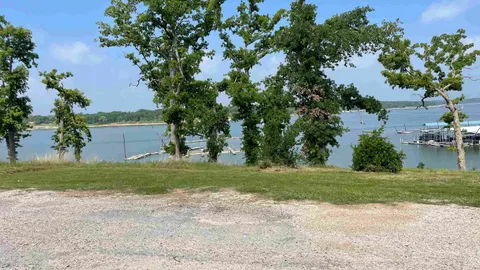 30/50 Amp Deluxe Waterfront RV Site — image 1 of 5