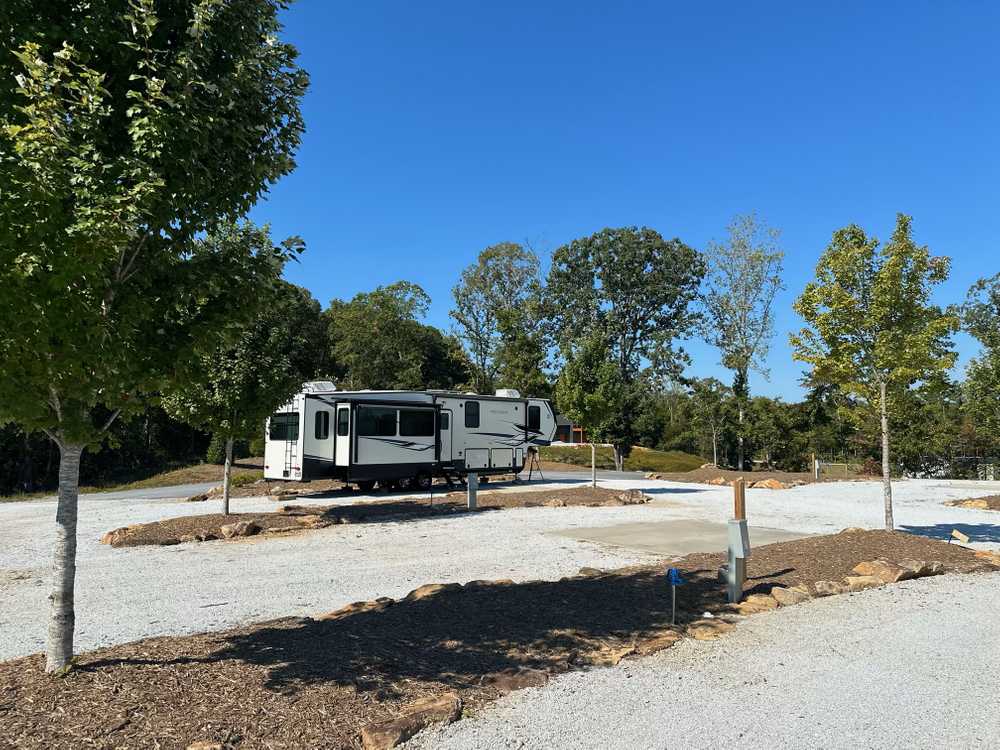 Basecamp Jocassee, Salem, South Carolina - Photo 5