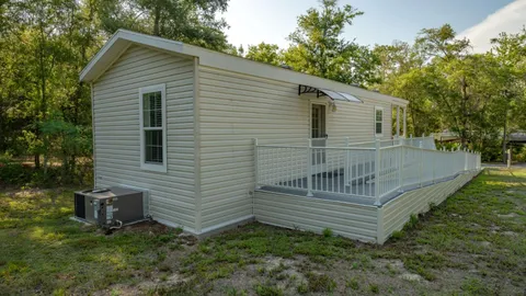 Standard Cottage Rental — image 12 of 12