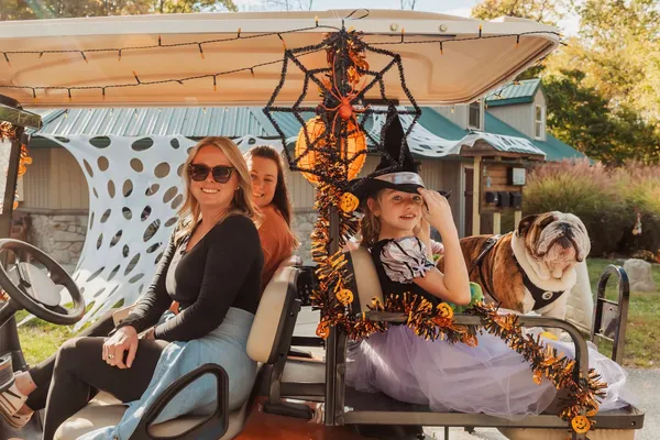 Halloween Weekends (Halloween 10/31)