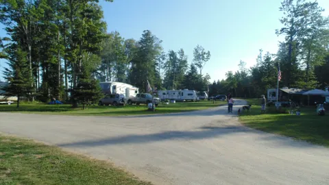 Lake View — image 1 of 7