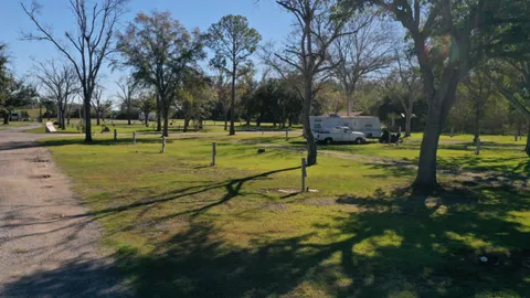 Standard Back In 30 Amp RV Concrete Site — image 1 of 10