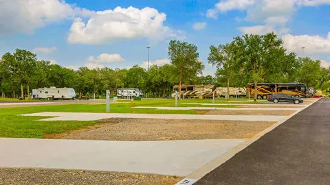 Elite Back-In RV Sites (Gravel Car Parking) — image 2 of 4