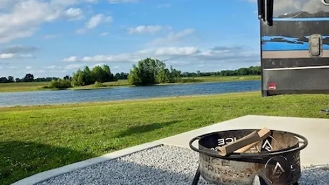 30/50 Amp Deluxe Concrete Full Hookup Waterfront RV Site — image 3 of 3