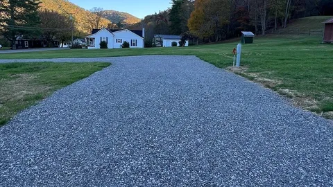 Deluxe Full Hookup Pull -Through RV Site — image 2 of 4