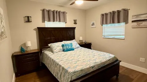 Premium Cabin - The Pond House — image 2 of 6