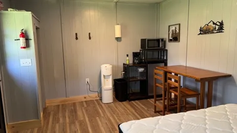 Rustic Cabin 2 — image 5 of 5