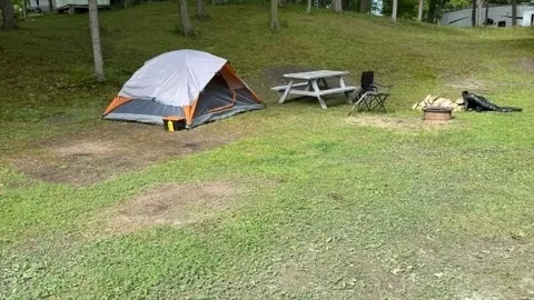 Tent — image 4 of 4
