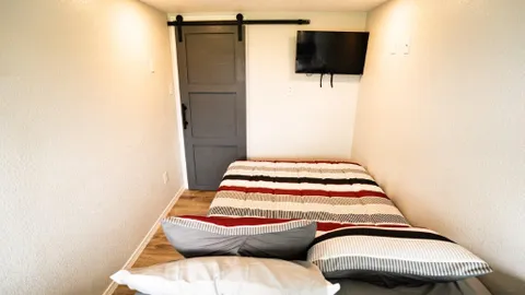 Container Home #1 — image 2 of 8